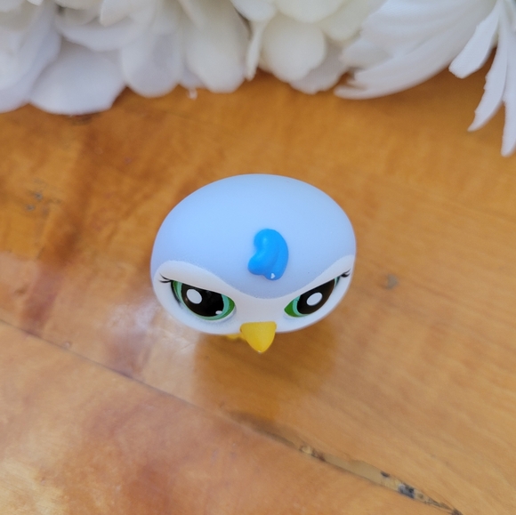 Littlest Pet Shop LPS #1526 Penguin Bird Blue White Green Eyes - Picture 3 of 12